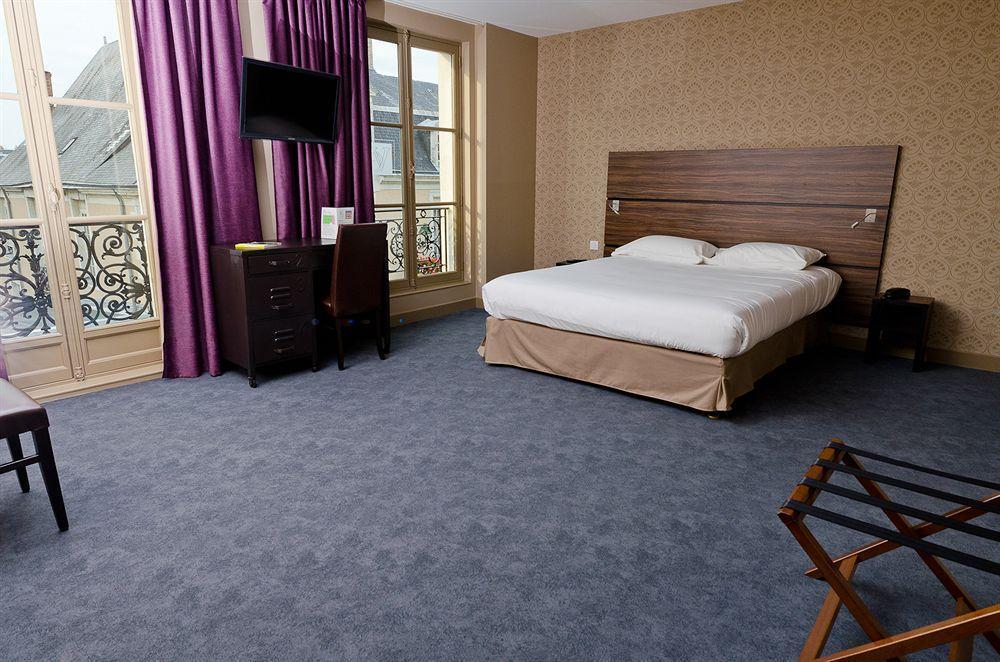 Logis Hotel Le Vert Galant La Fleche Ngoại thất bức ảnh