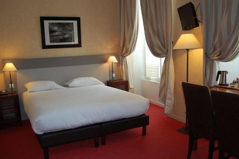 Logis Hotel Le Vert Galant La Fleche Ngoại thất bức ảnh