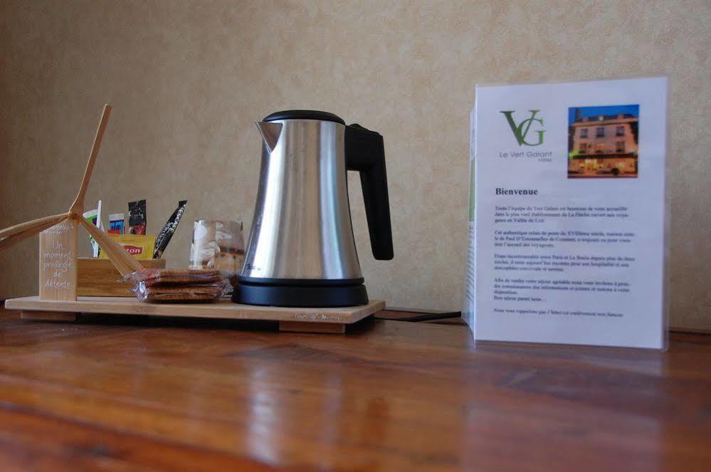 Logis Hotel Le Vert Galant La Fleche Ngoại thất bức ảnh